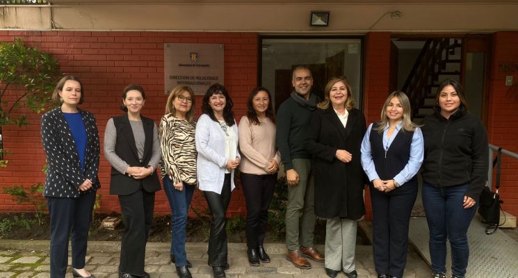 Para articular trabajo: Directora de Relaciones Internacionales, Yasna Pereira y equipo DRI, se reúnen con Vicerrectora VRIM, Ximena Gauché y directores Moira Délano y Claudio Jiménez